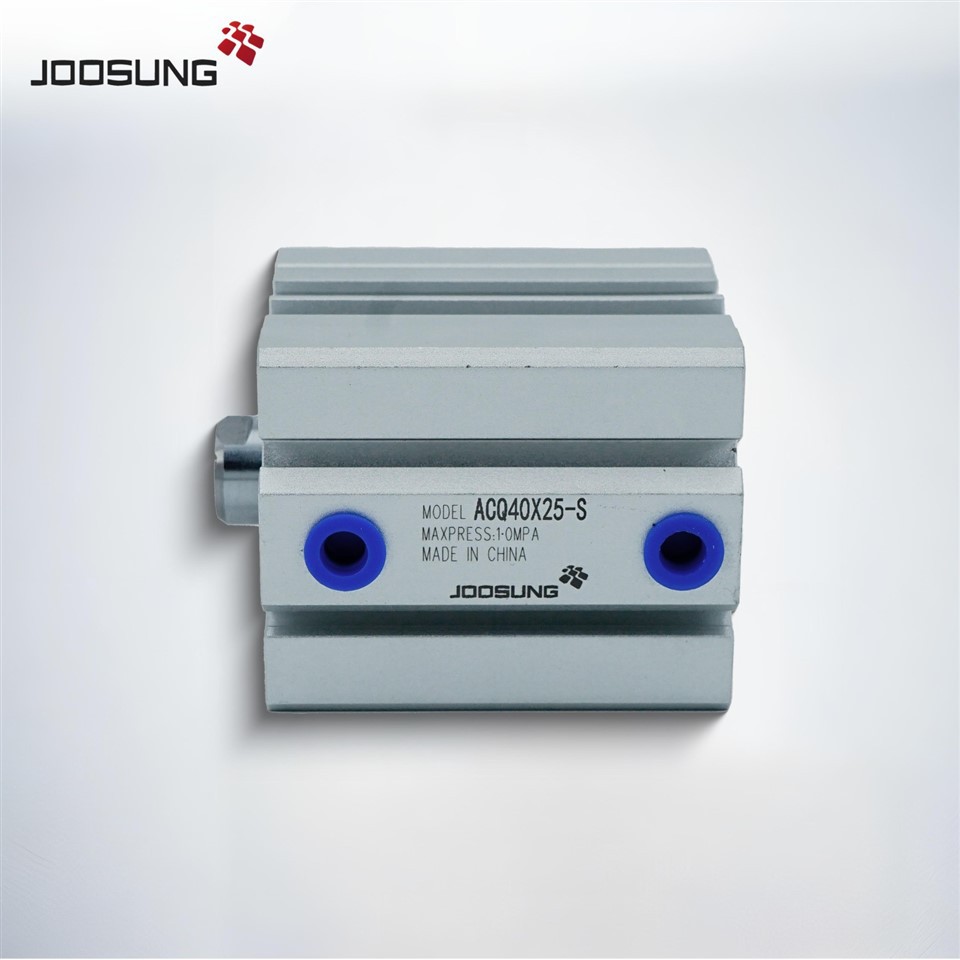 ACQ Durable Pneumatic Cylinder Installation Scene